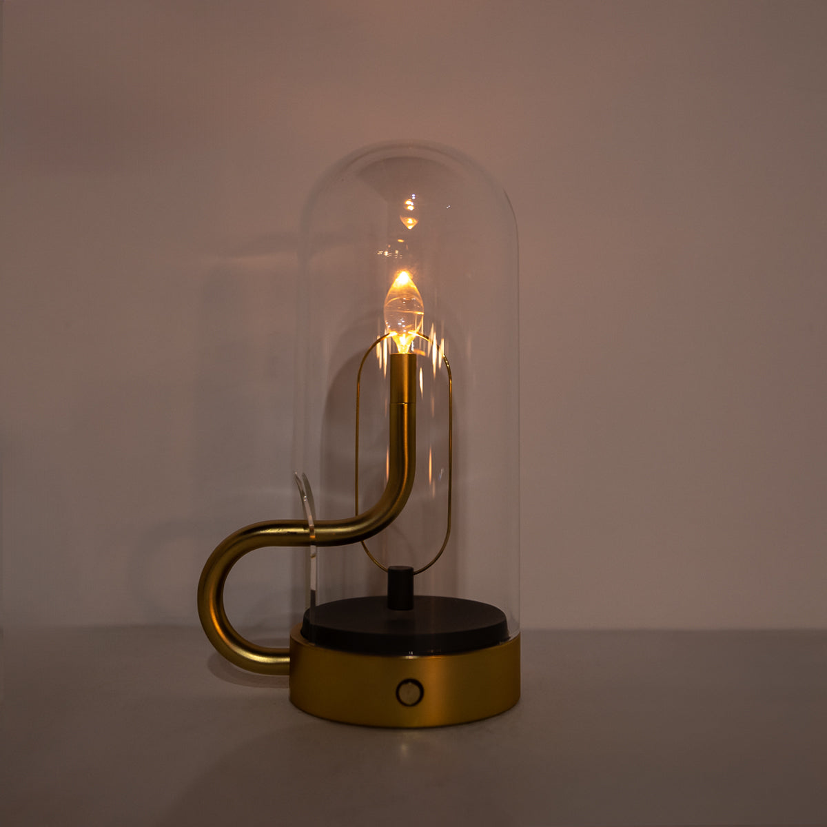 Ambientec / hymn Gold – Back to the Furniture