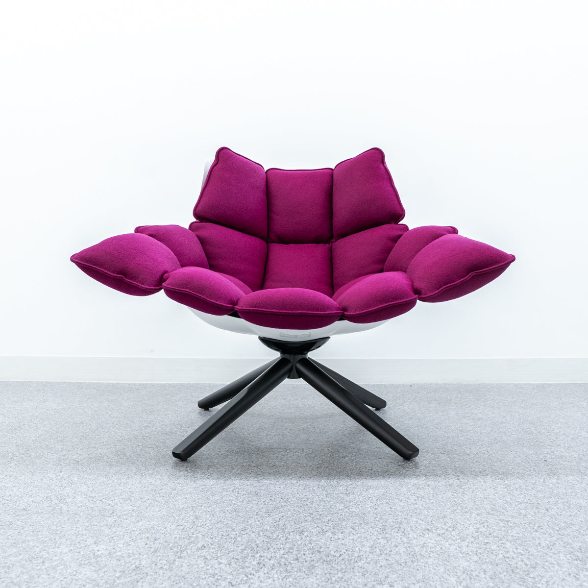 Ｂ＆Ｂイタリア★パトリシア・ウルキオラ★Ｈｕｓｋハスク★アームチェア★ Husk Patricia Urquiola | B&B Italia Official Shop