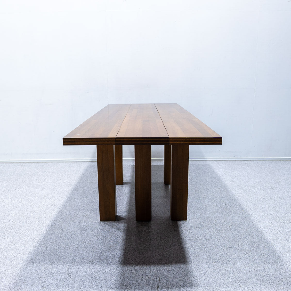 2025年最新】CASSINA IXC ダイニングテーブルの人気アイテム