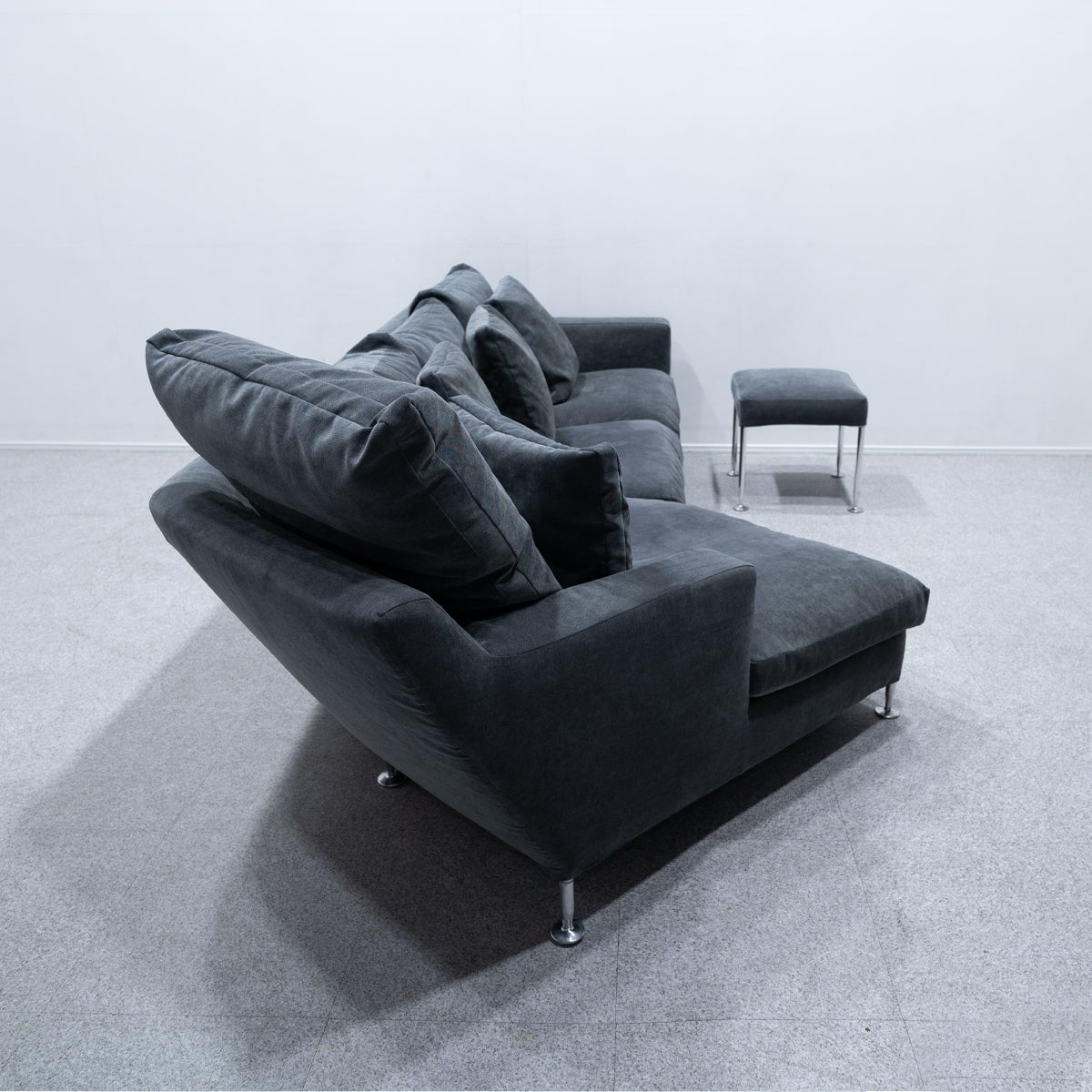 B&B ITALIA / HARRY 3P SOFA , OTTOMAN – Back to the Furniture