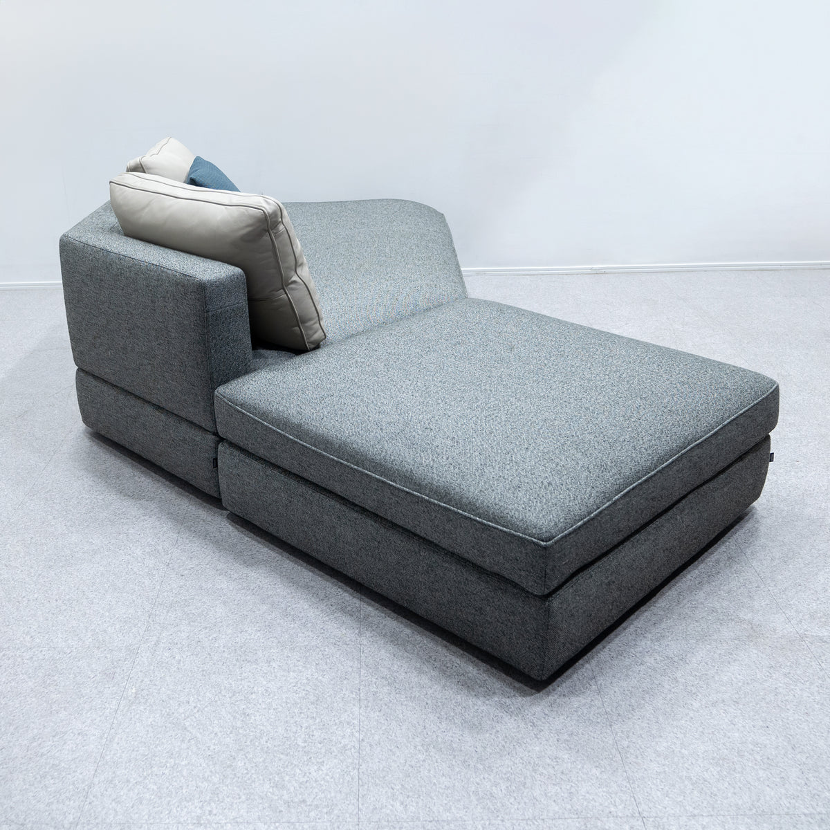 arflex / MILAN – Back to the Furniture