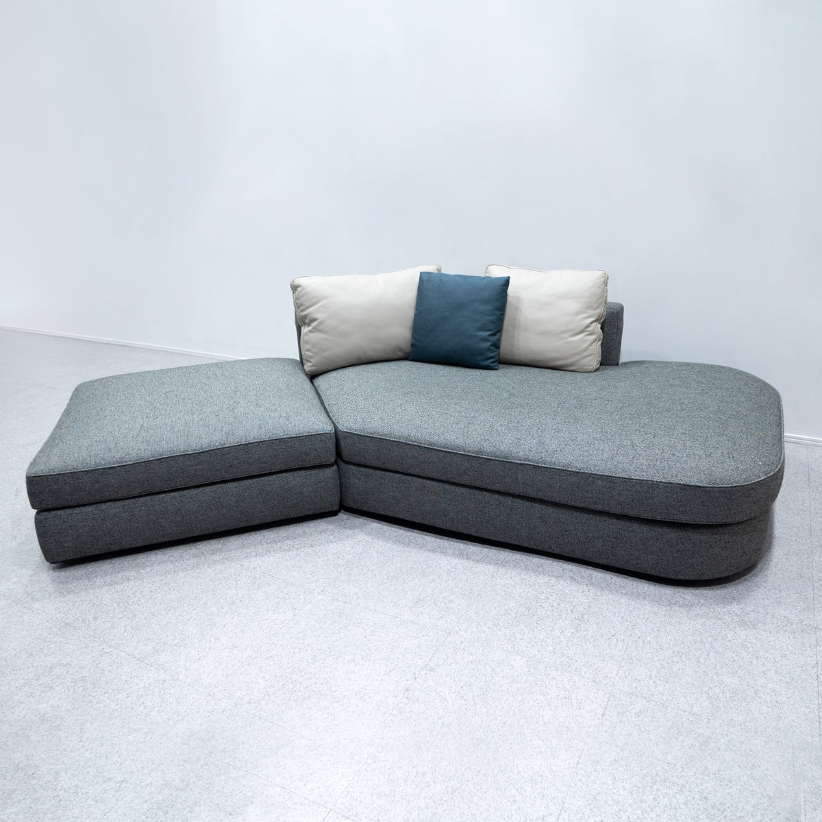 arflex / MILAN – Back to the Furniture