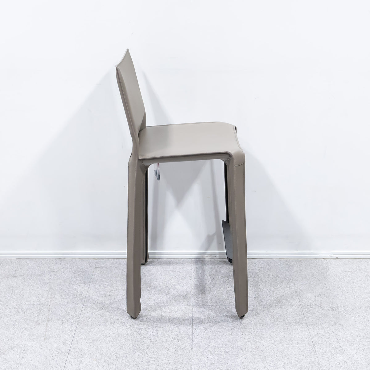 Cassina / 410 CAB – Back to the Furniture