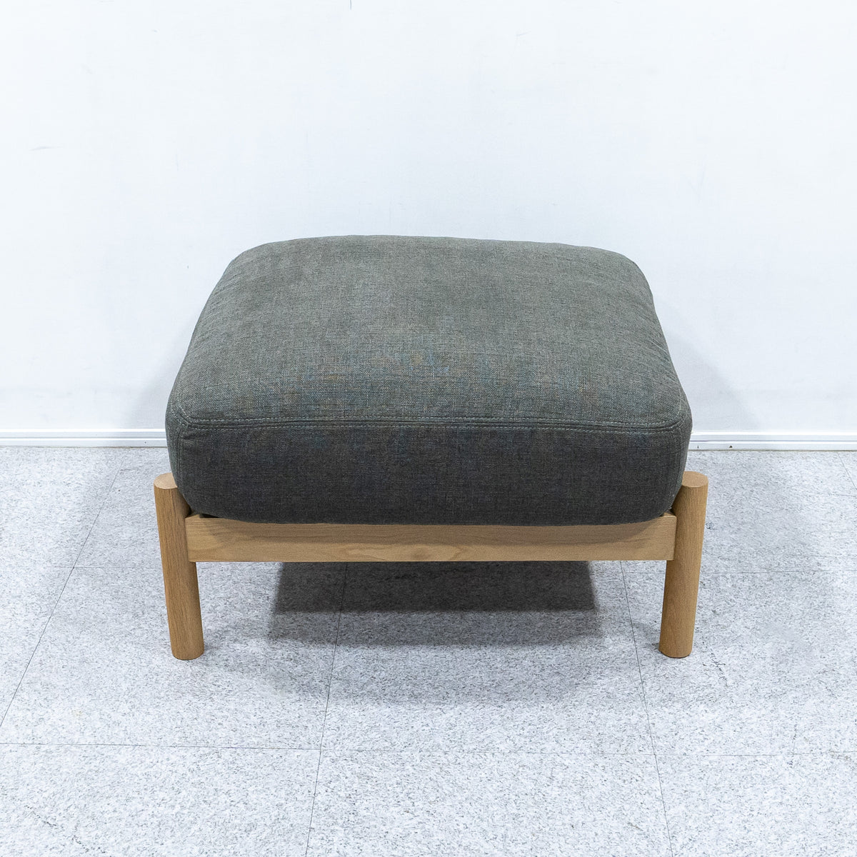 新品】IDEE / DIMANCHE OTTOMAN / イデー – Back to the Furniture