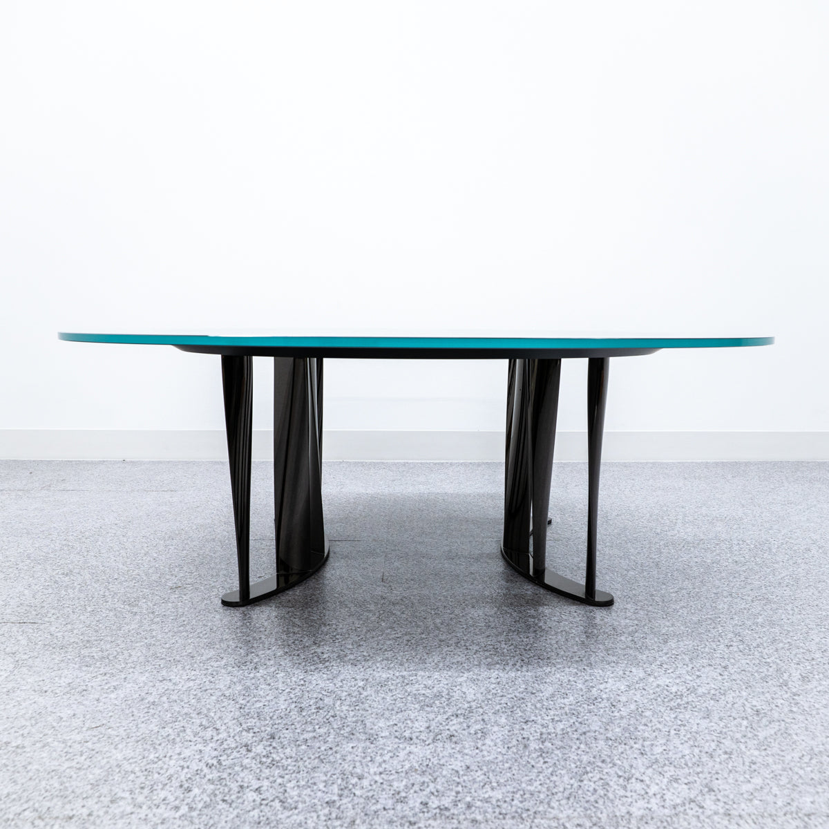 Cassina / 476 BOBOLI – Back to the Furniture