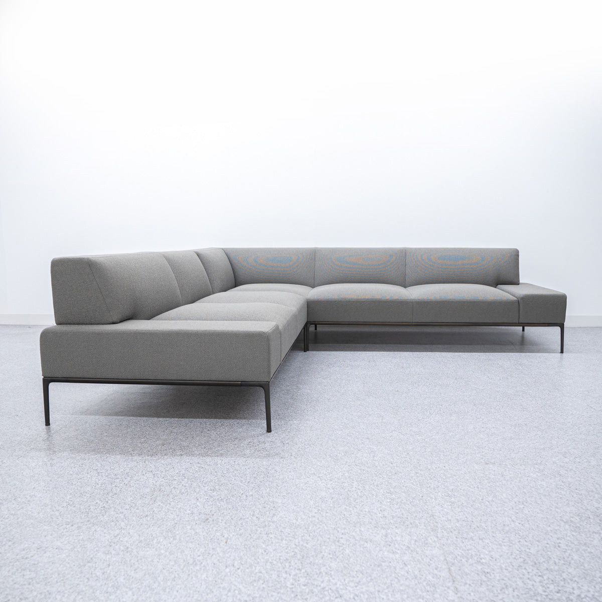 TIME&STYLE / Horizontal sofa – Back to the Furniture