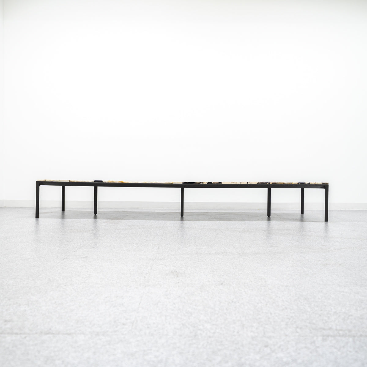 Cassina ixc. / GRAB table – Back to the Furniture