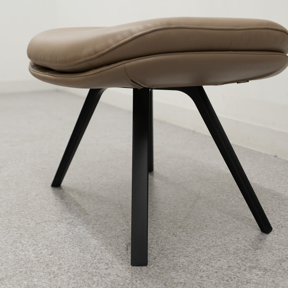 【展示品】Cassina / 395 P22 フットレスト / カッシーナ