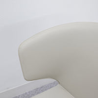 Cassina / 367 HOLA