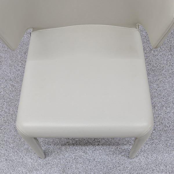 Cassina / 367 HOLA