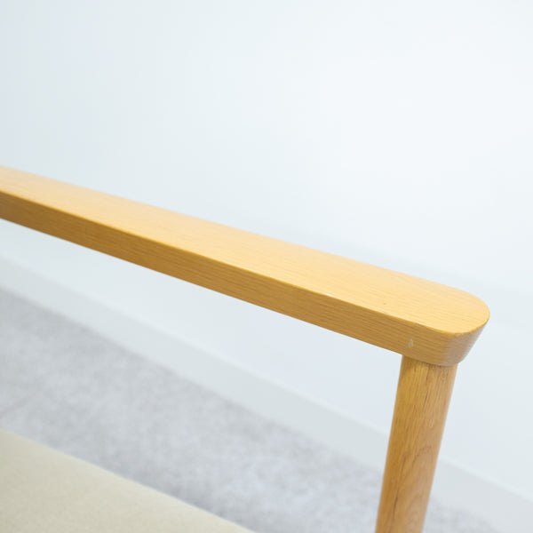 A.T.I.C / THOMPSON SOFA