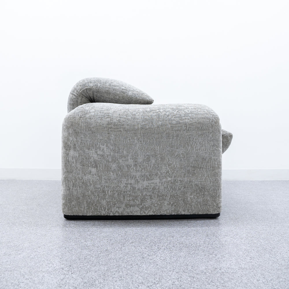 Cassina / 675 MARALUNGA