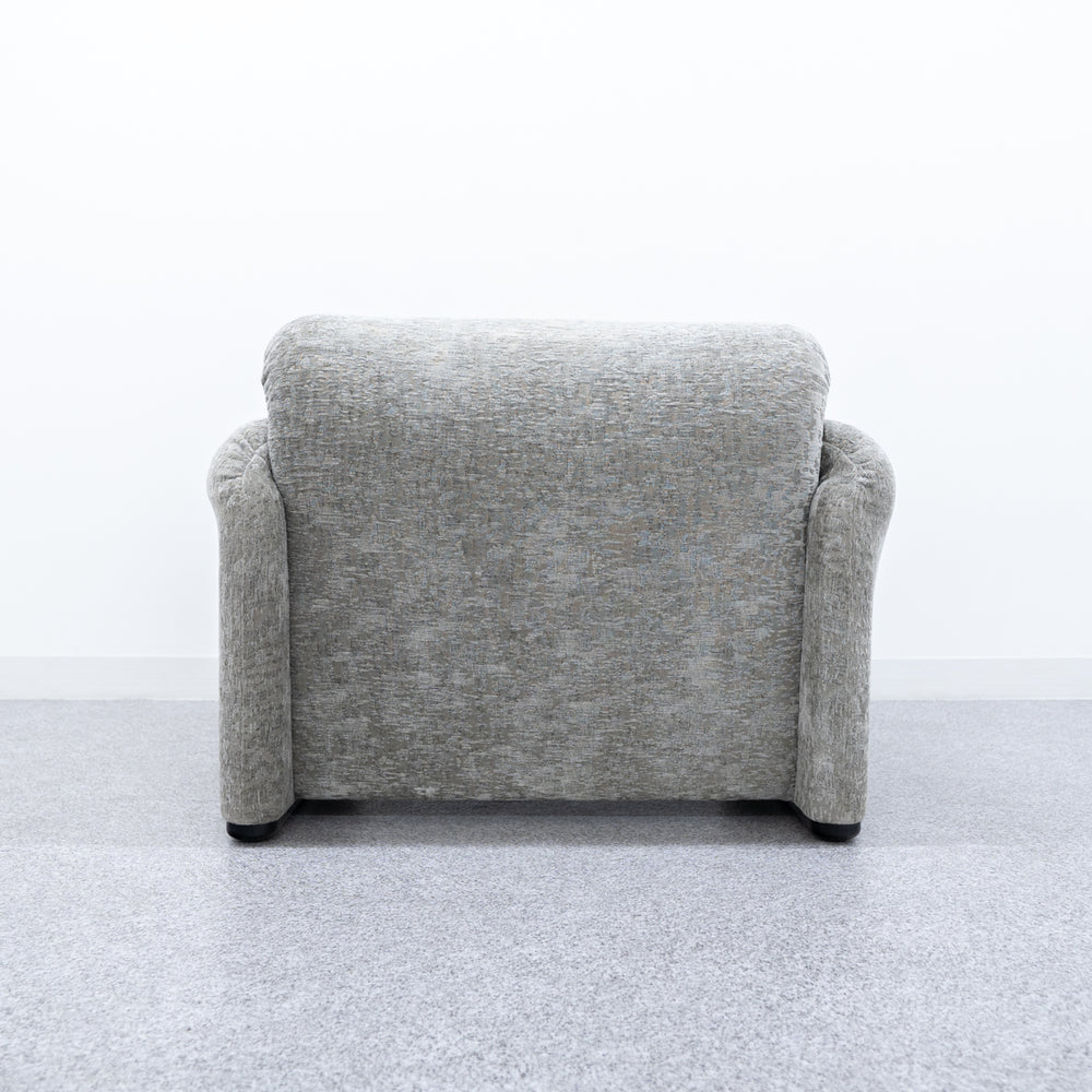 Cassina / 675 MARALUNGA