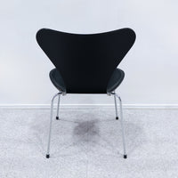 FRITZ HANSEN / SERIES 7 BLACK LEATHER