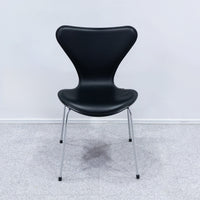 FRITZ HANSEN / SERIES 7 BLACK LEATHER