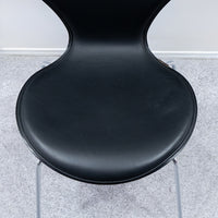 FRITZ HANSEN / SERIES 7 BLACK LEATHER