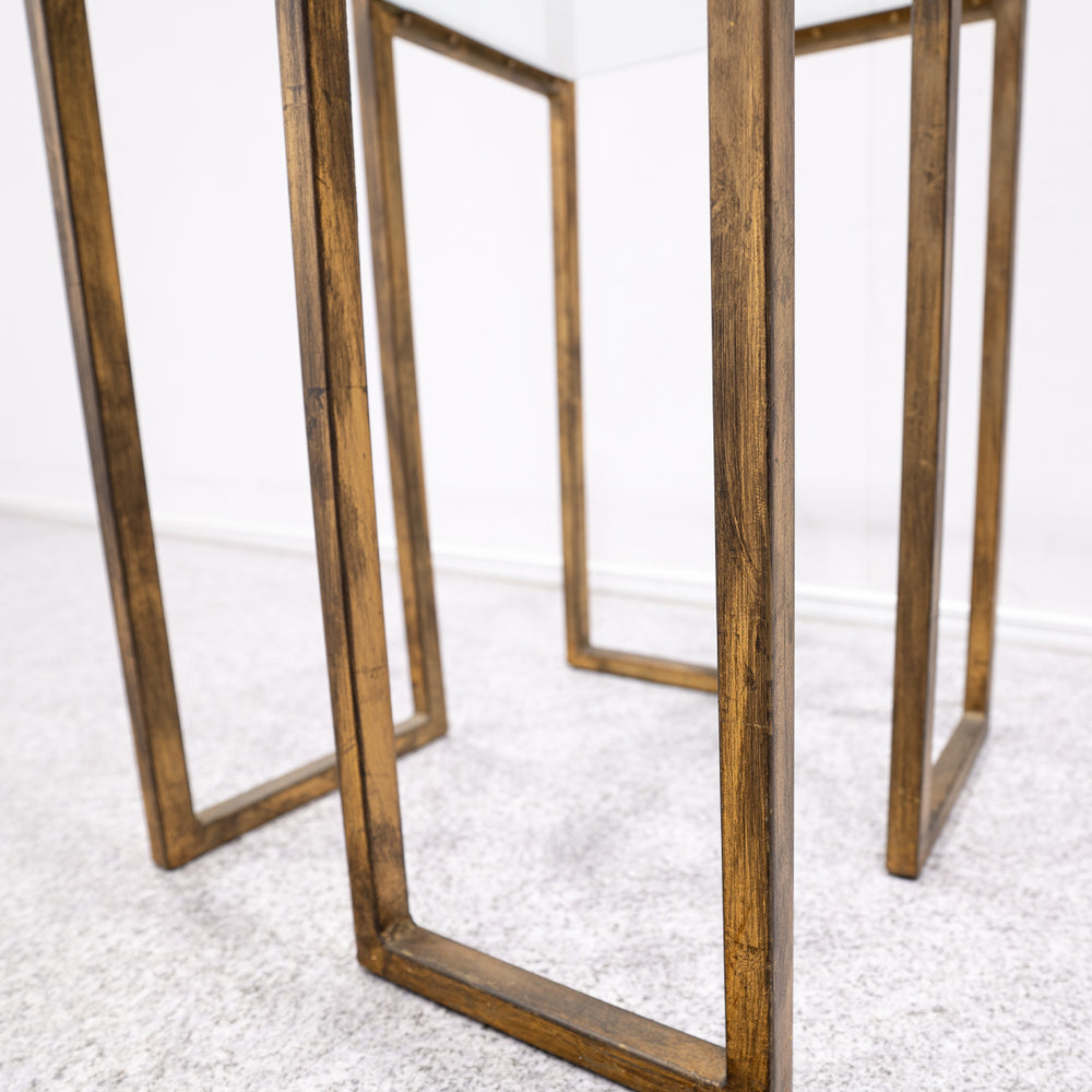 UTTERMOST / Mirrin Sidetable