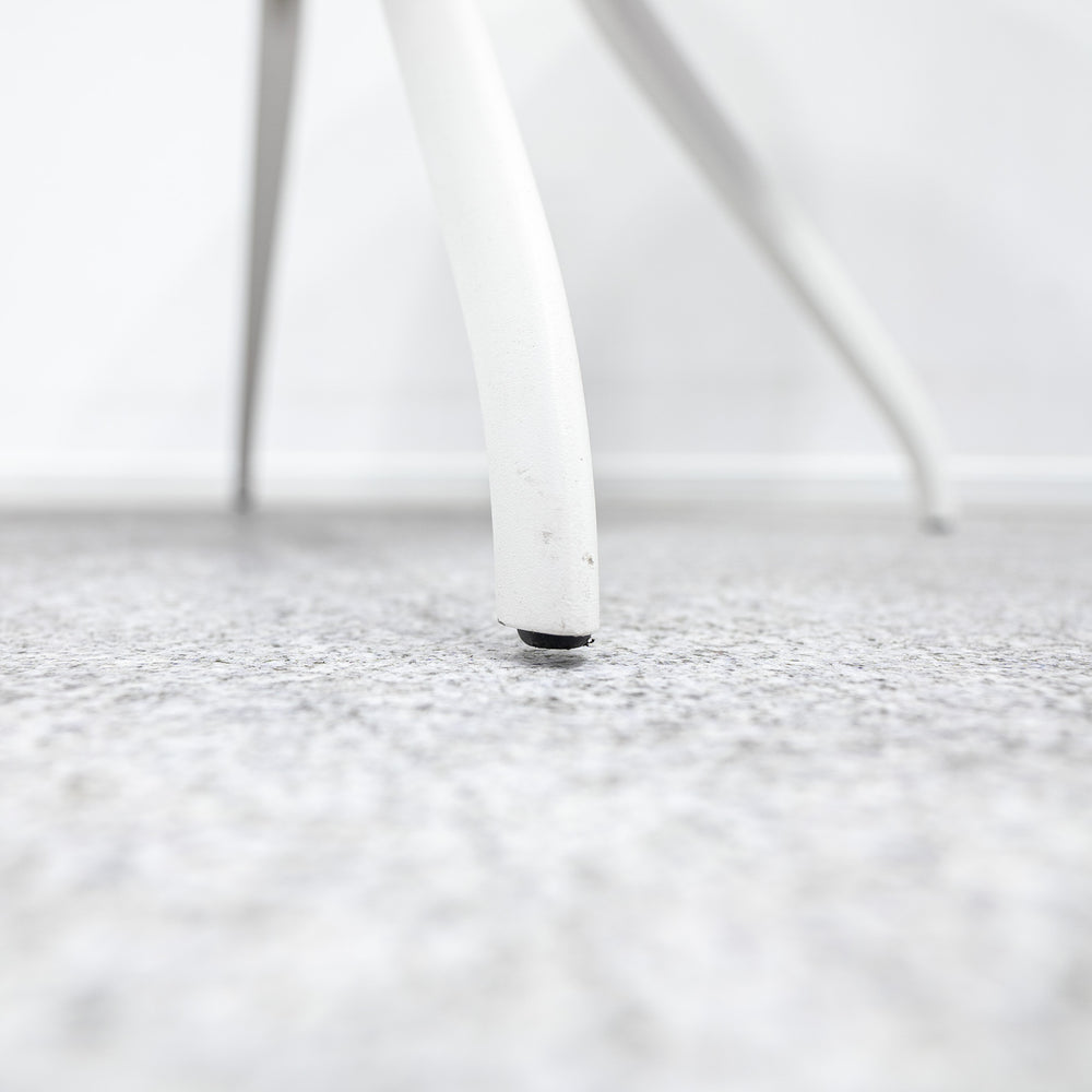 DEDON / Injoy Round Dining Table , Play Armchair