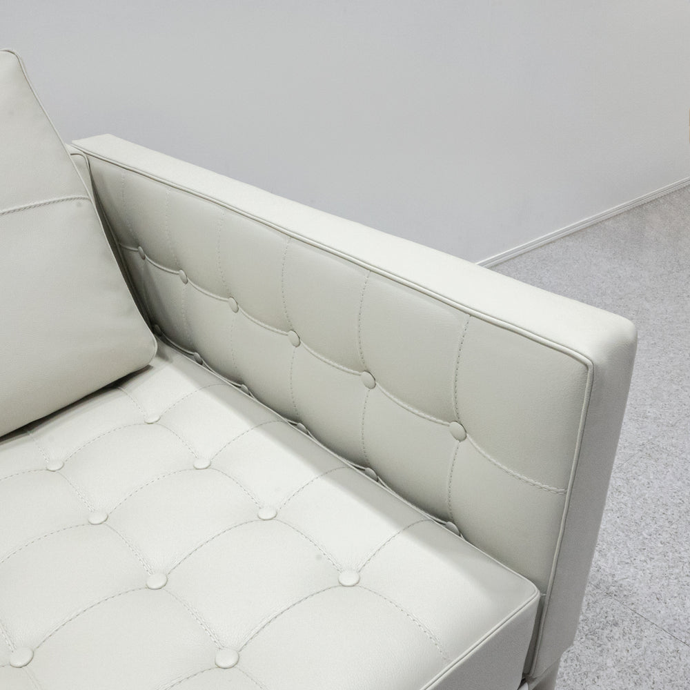 Cassina / 241 PRIVE 2P