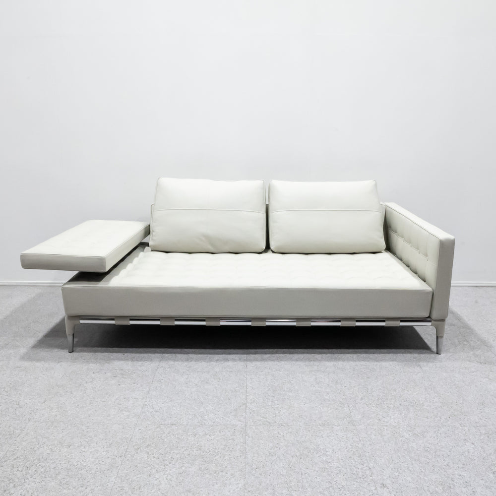 Cassina / 241 PRIVE 2P