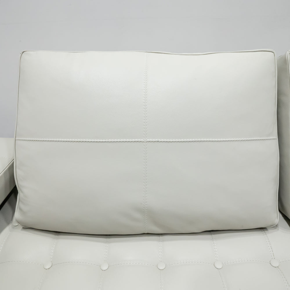 Cassina / 241 PRIVE 2P
