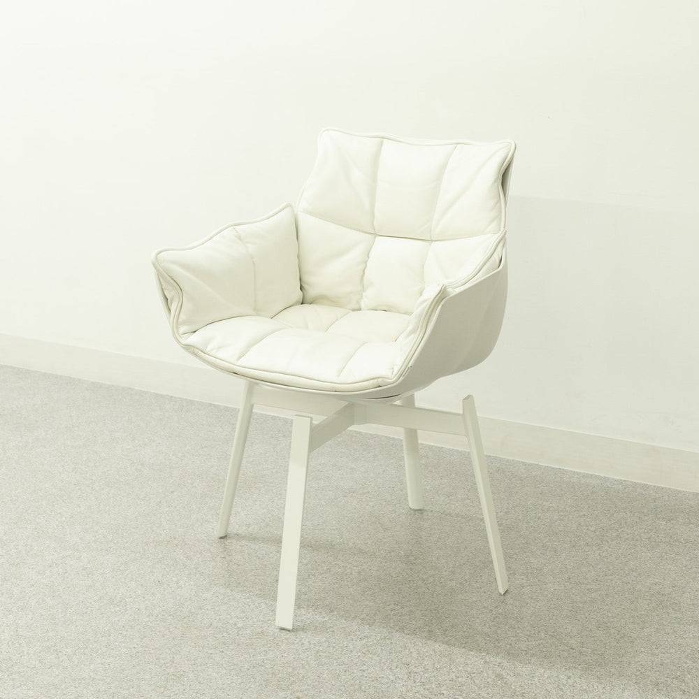 【展示品】B&B ITALIA / Husk / ビー・アンド・ビー イタリア