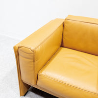 Cassina / DUC405