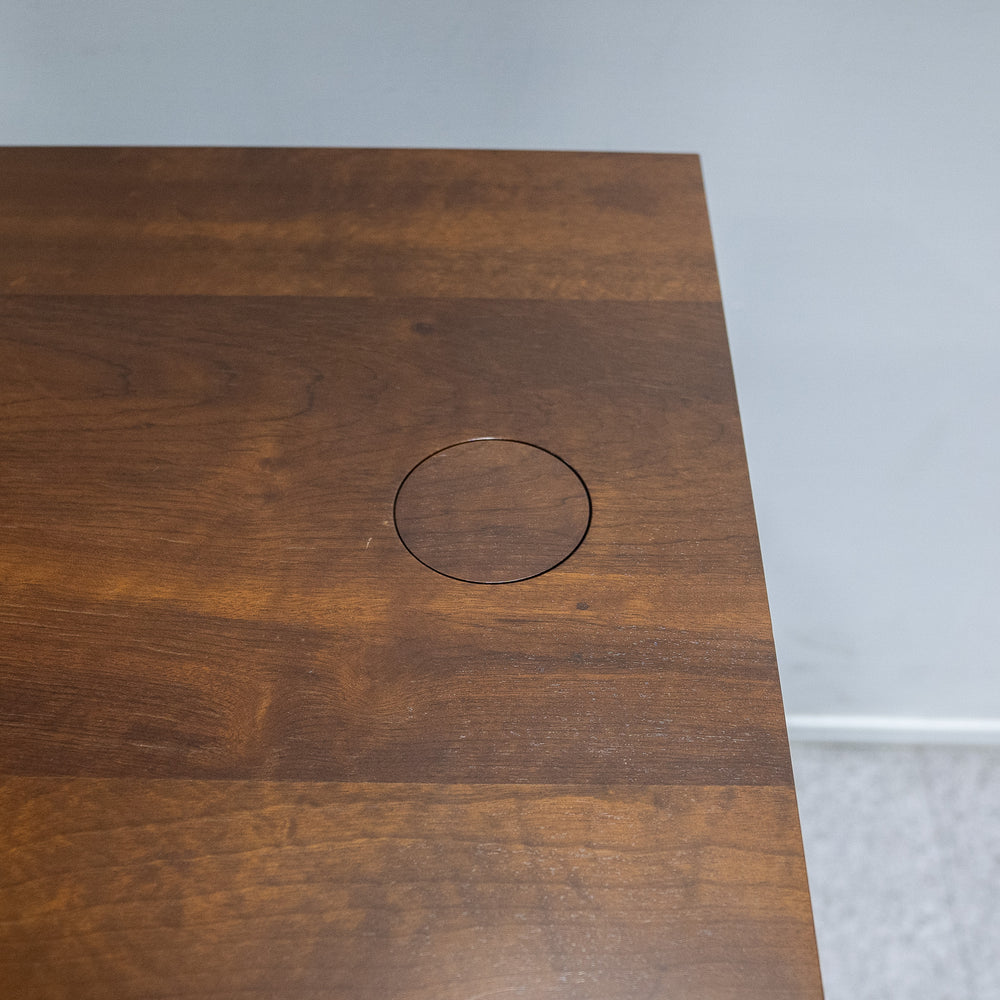 Cassina ixc. / AIR FRAME 3009 EXECUTIVE DESK