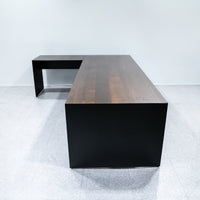 Cassina ixc. / AIR FRAME 3009 EXECUTIVE DESK