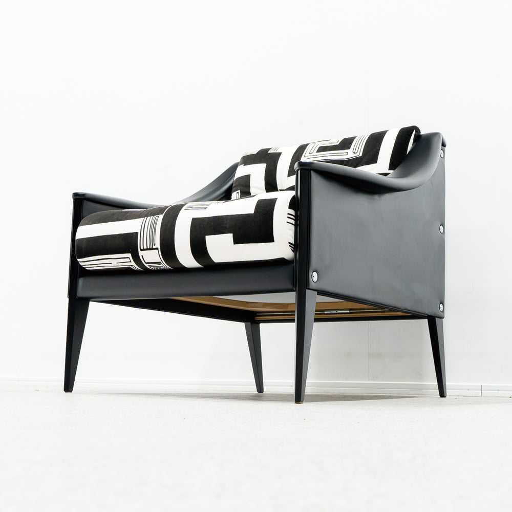 Poltrona Frau / Dezza 24