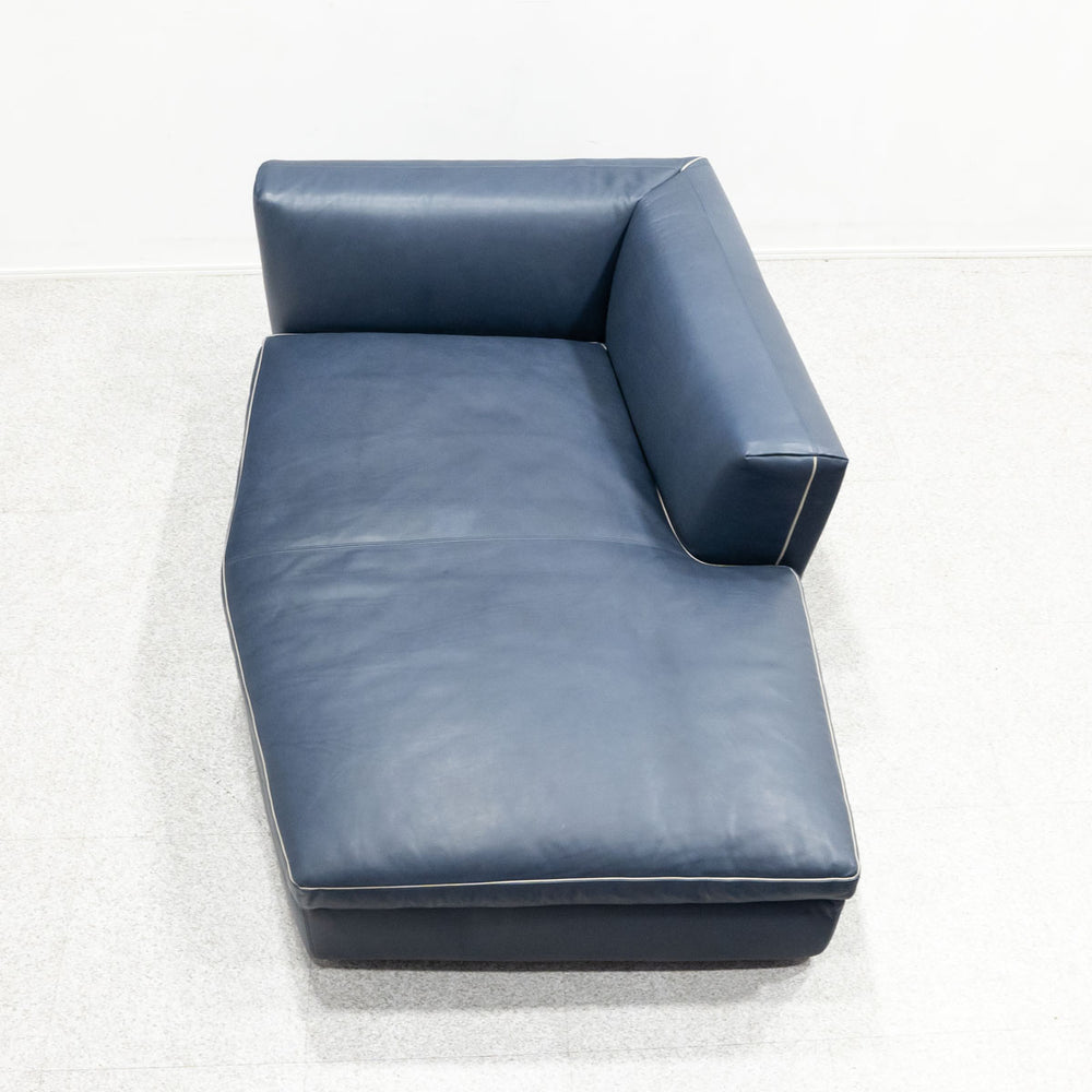 Cassina / 291 DRESS-UP!