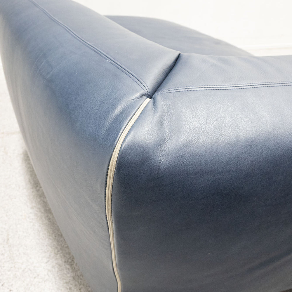 Cassina / 291 DRESS-UP!