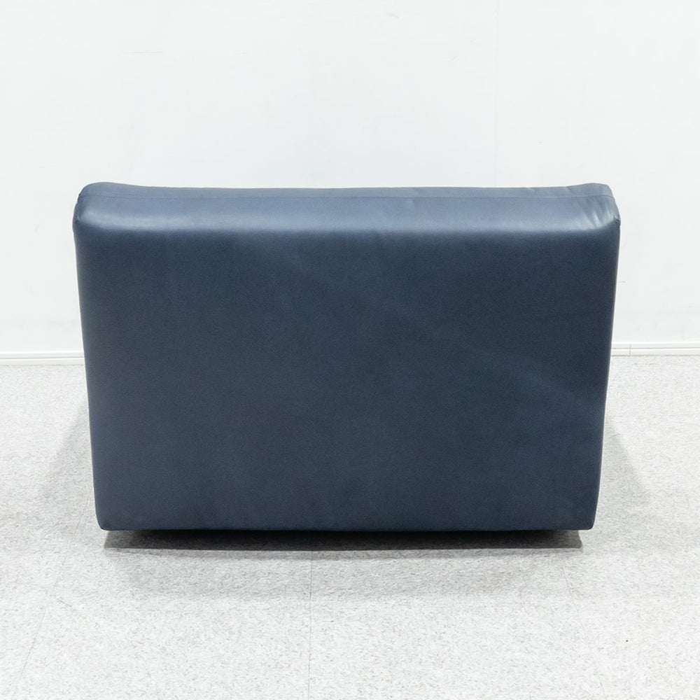 Cassina / 291 DRESS-UP!