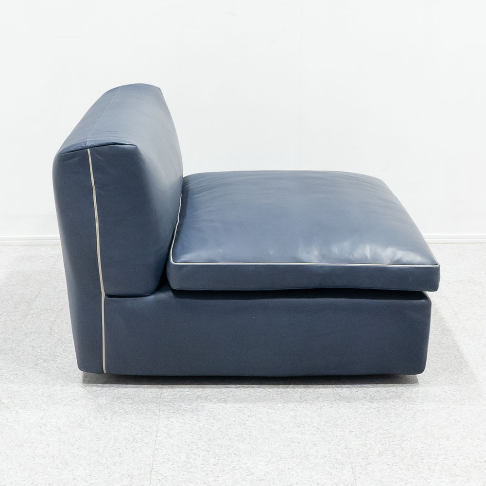 Cassina / 291 DRESS-UP!