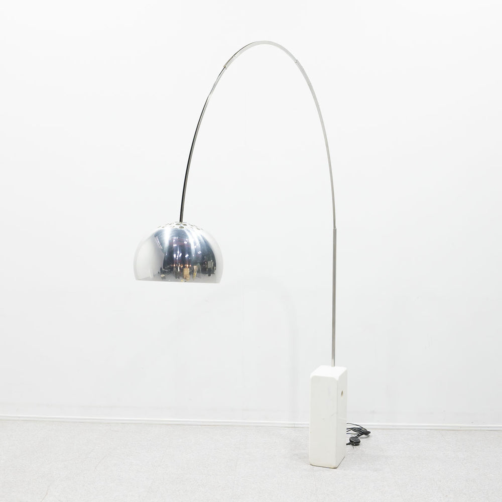 FLOS / ARCO