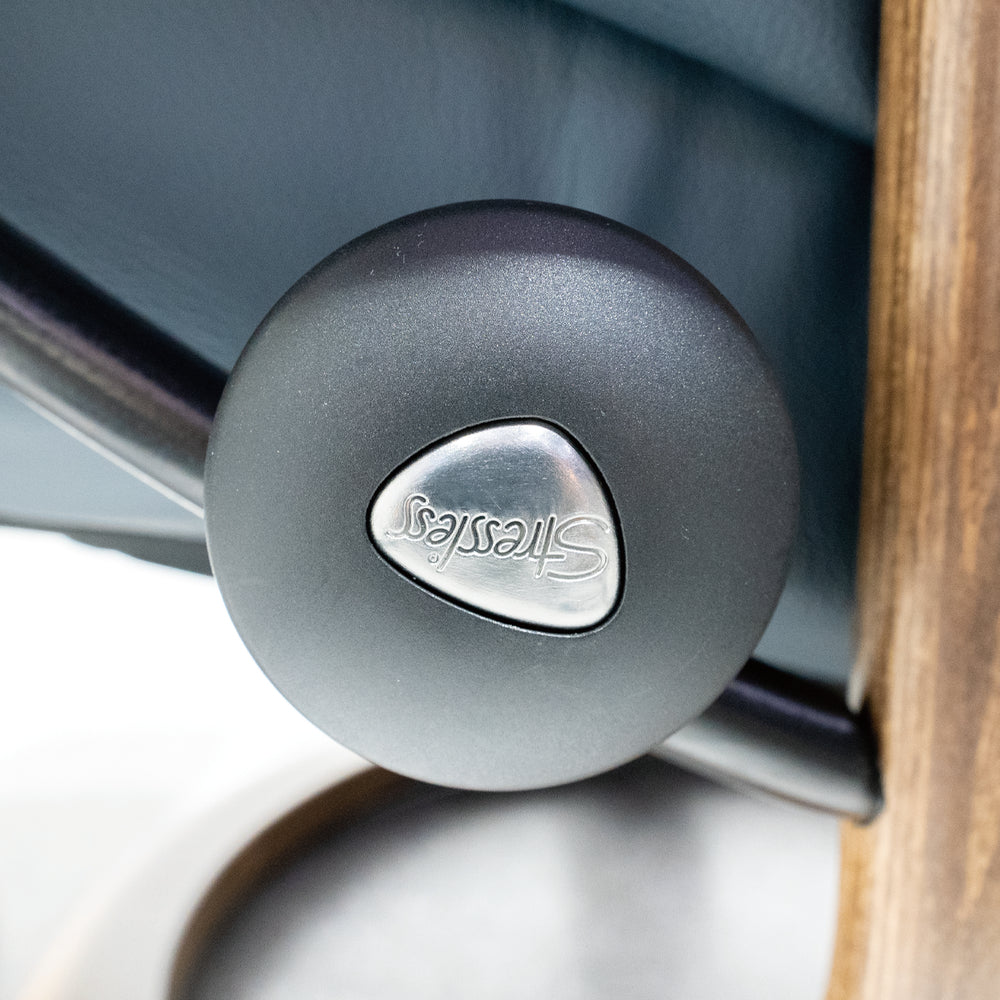 Ekornes / Stressless Mayfair Medium Classic ottoman