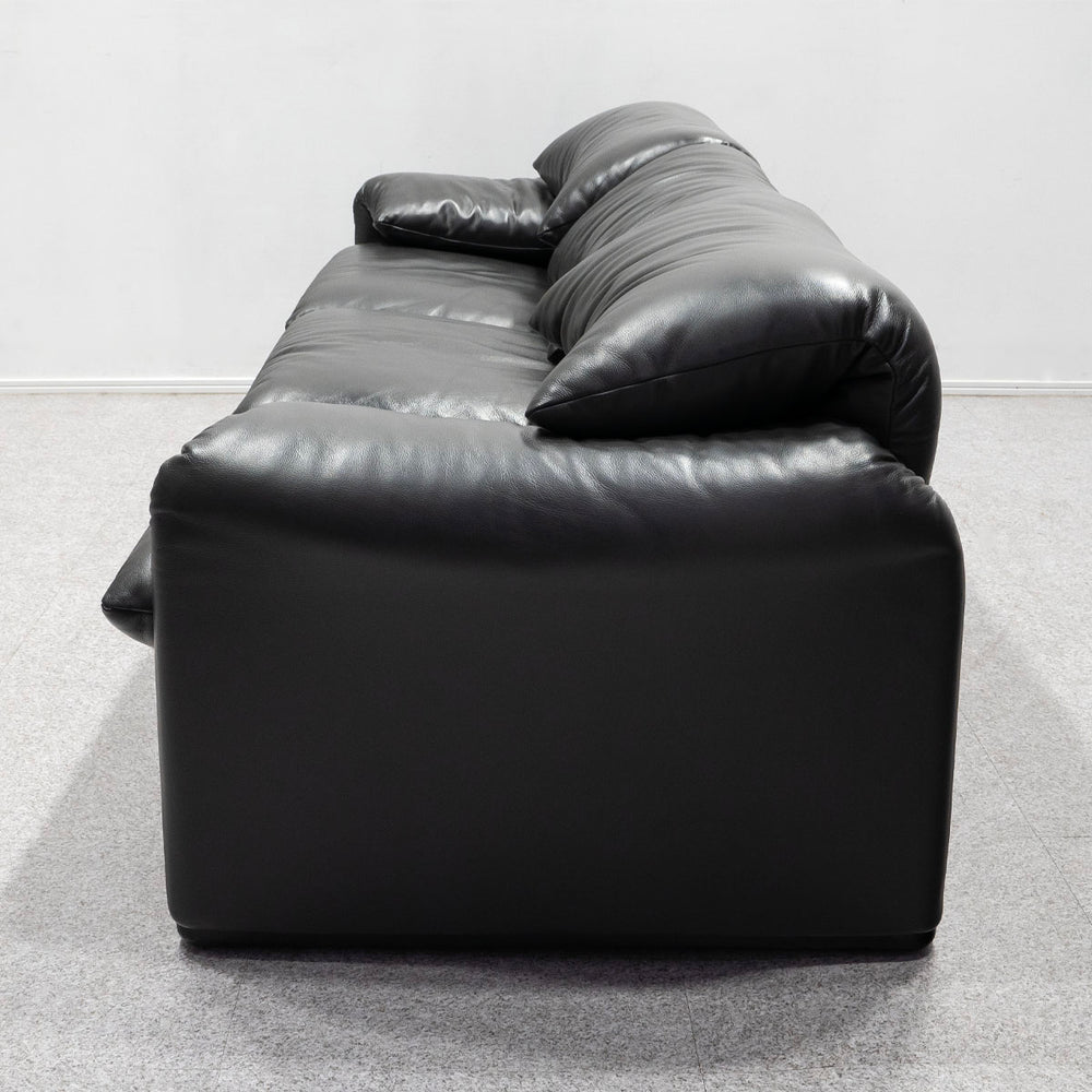 Cassina / 675 MARALUNGA 3P GLAY