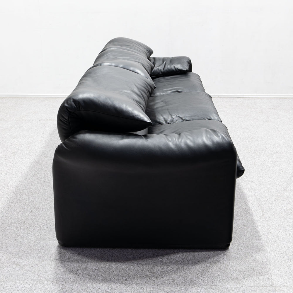 Cassina / 675 MARALUNGA 3P BLACK , OTTOMAN
