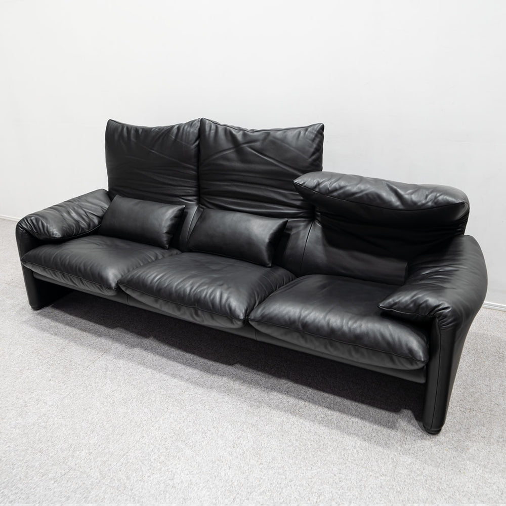 Cassina / 675 MARALUNGA 3P BLACK , OTTOMAN