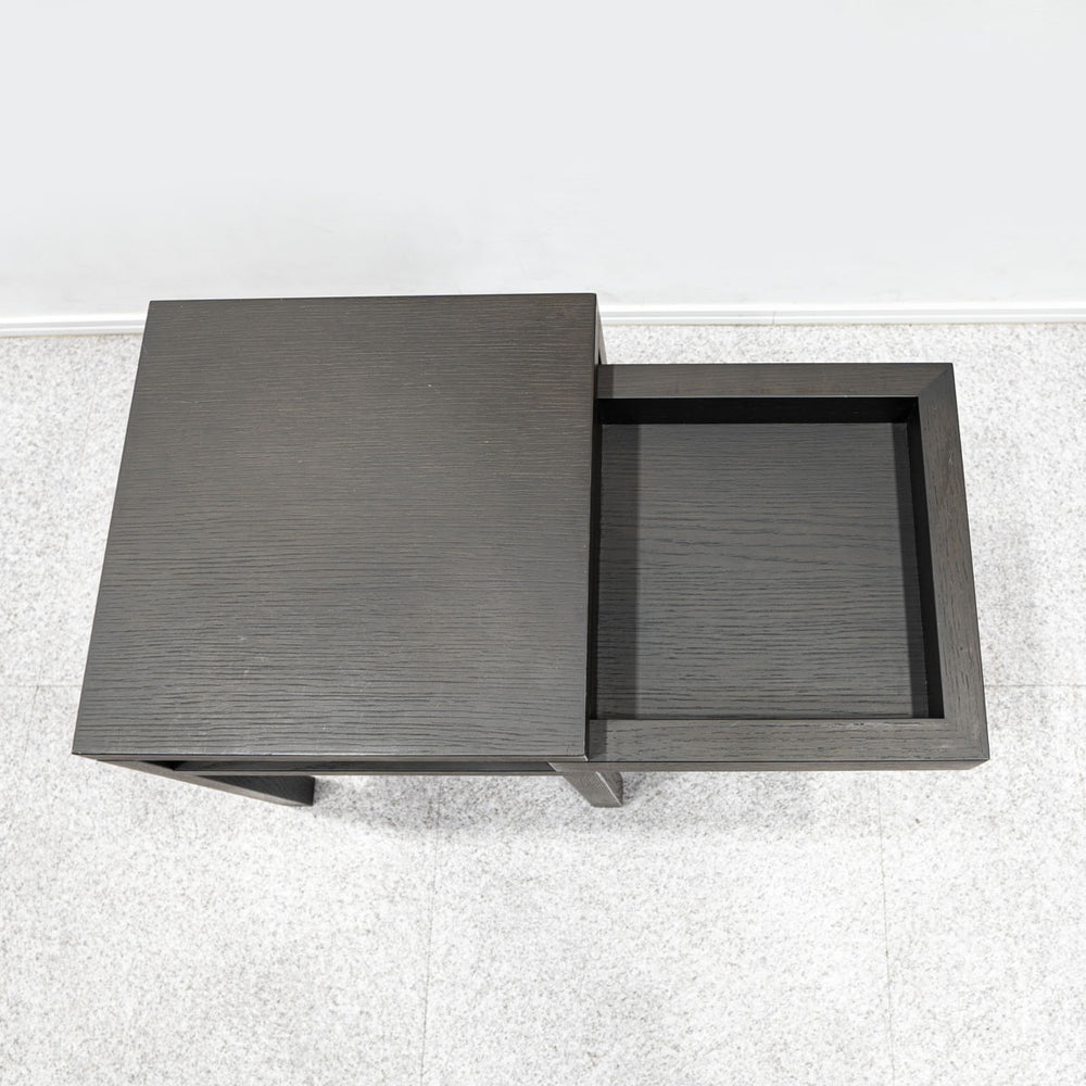 Cassina ixc. / PIVOT side table