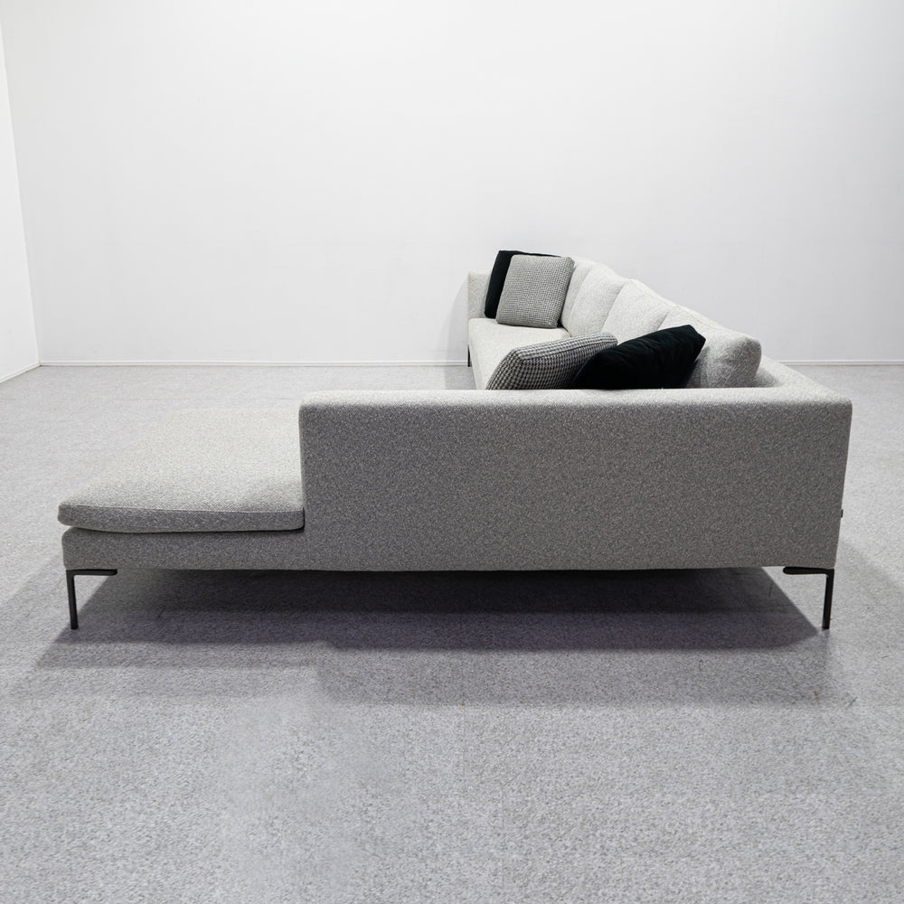 B&B ITALIA / CHARLES – Back to the Furniture