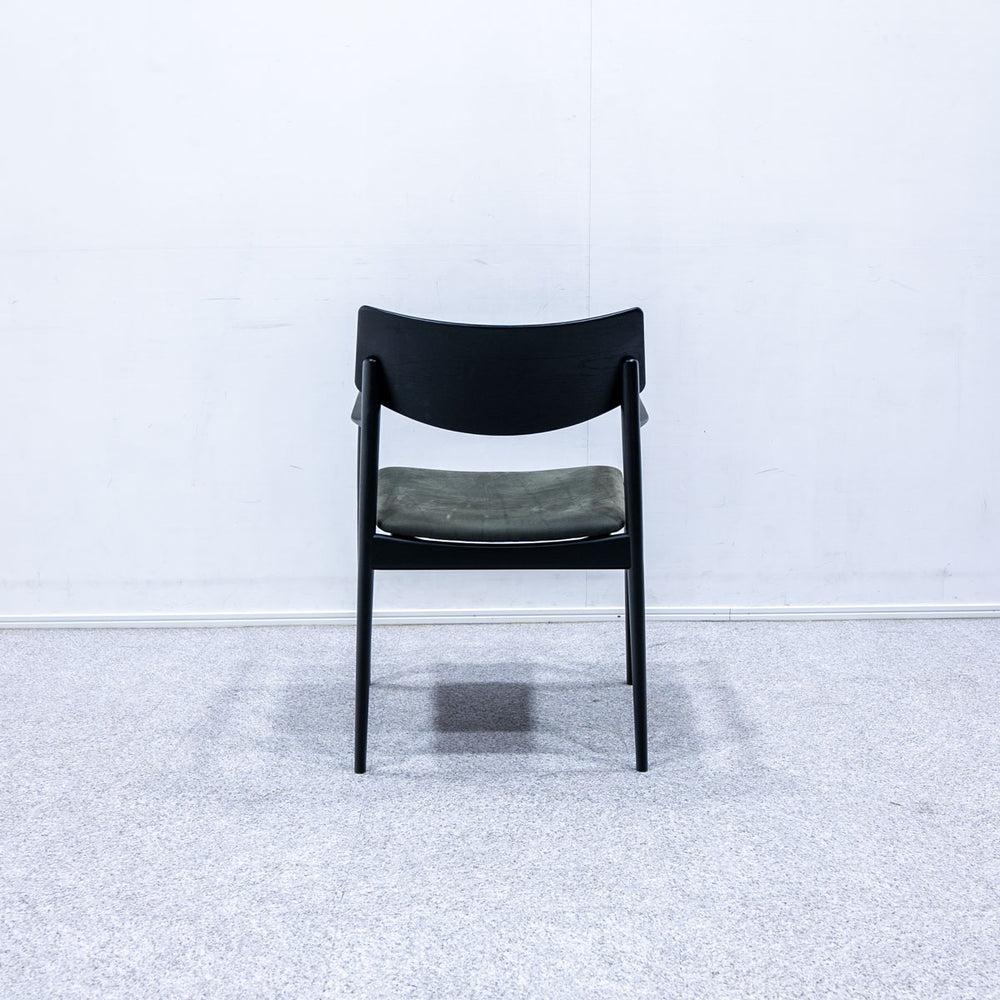 KARIMOKU CASE STUDY / A-DC02