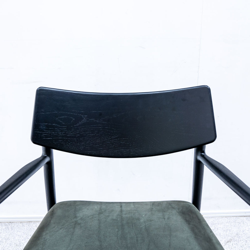 KARIMOKU CASE STUDY / A-DC02