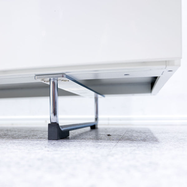 Cassina ixc. / LOTUS theater board