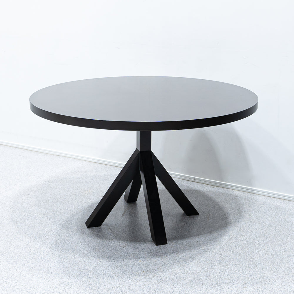 Cassina ixc. / VENTO