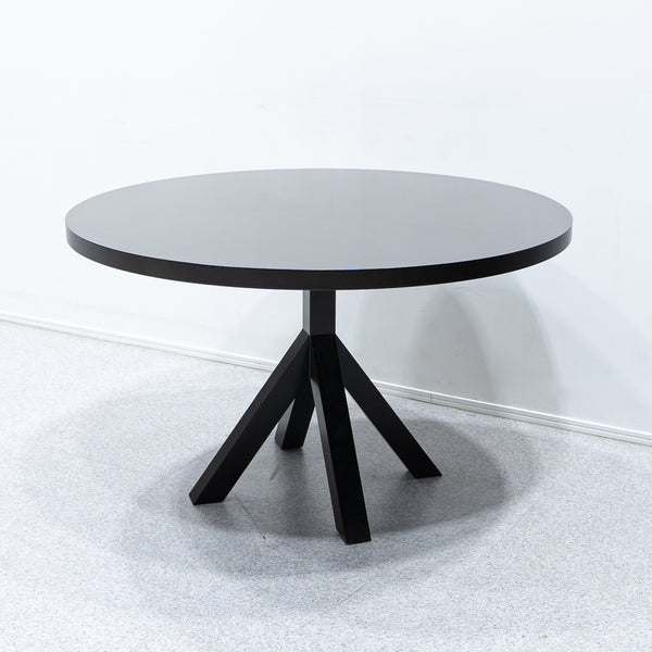 Cassina ixc. / VENTO