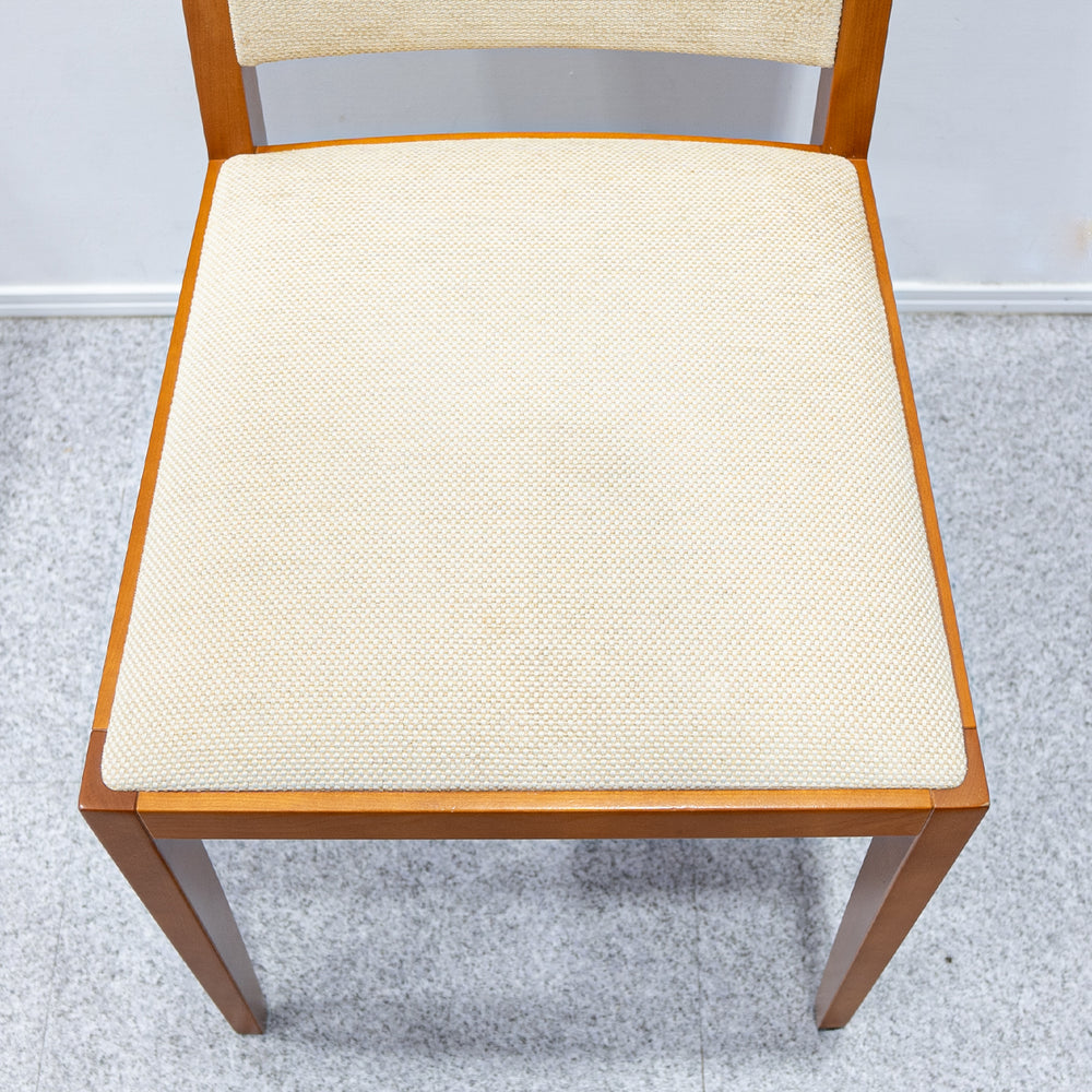 arflex / NS2F Dining Table, KUF Dining Chair