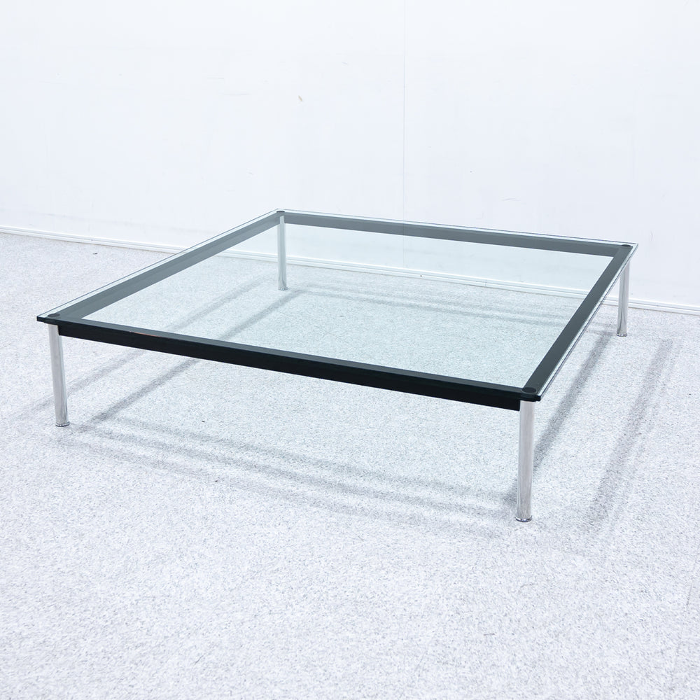 Cassina / 10 TABLE EN TUBE
