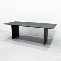 TIME&STYLE / A table in the silent forest