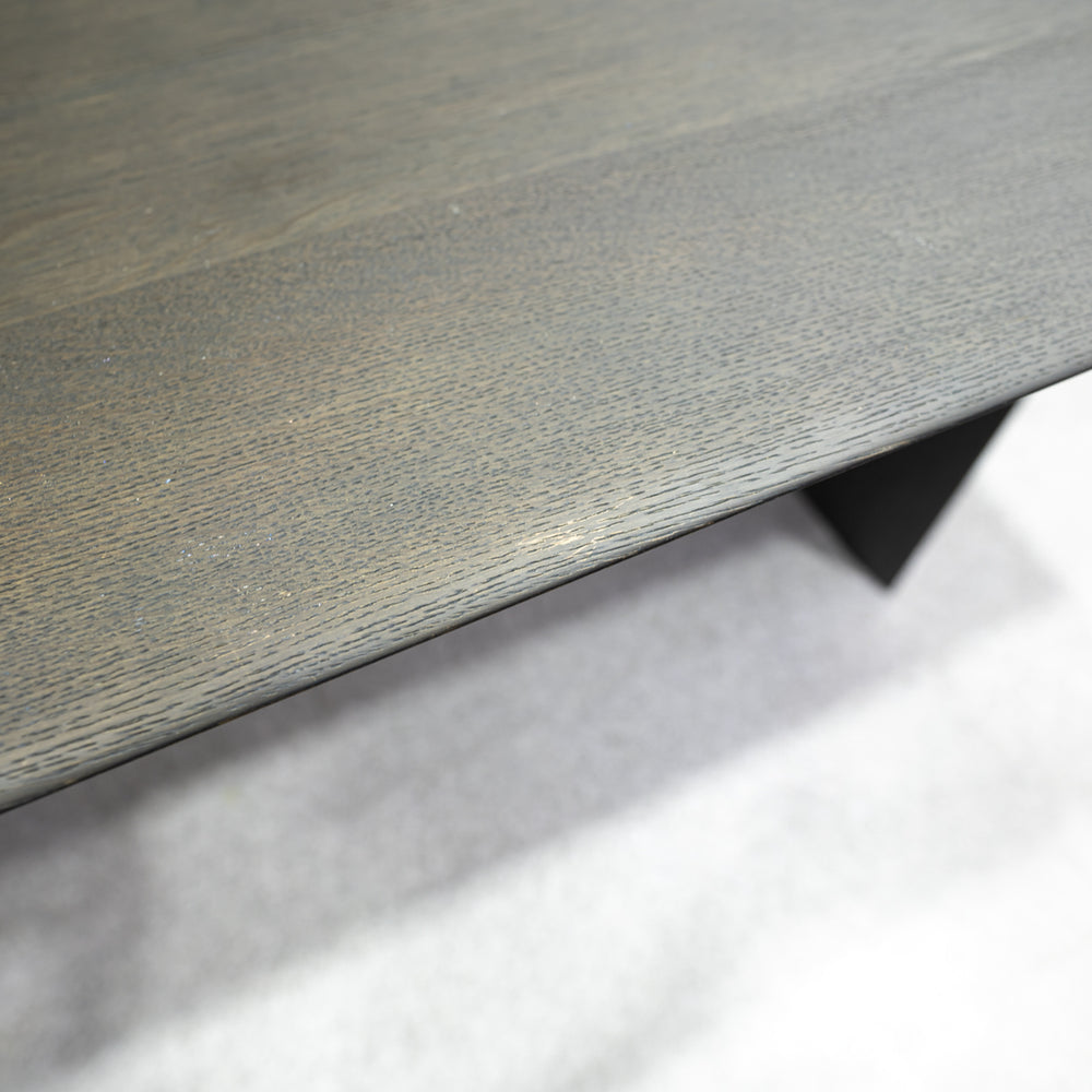 TIME&STYLE / A table in the silent forest